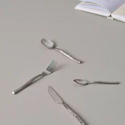 Kök & Hushåll Jotex LYONEL Bestickset 24 Delar -Köksmaterial Försäljningsbutik jot 1669498 01 Fm M0061976 scaled